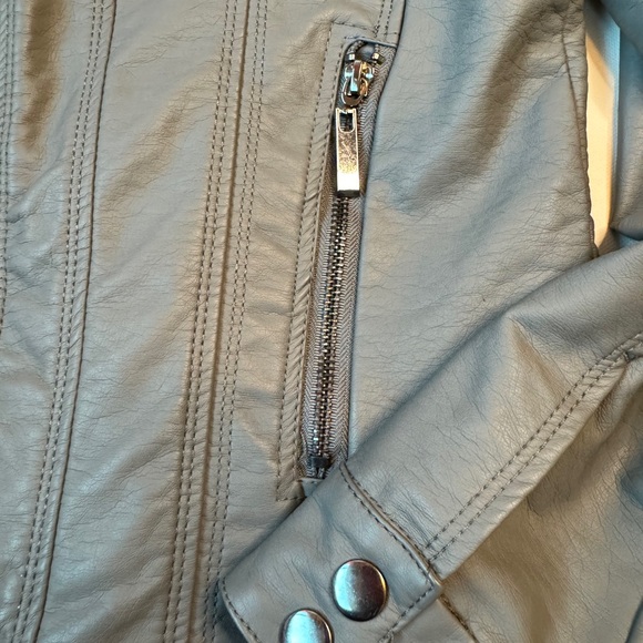 Apt 9 grey pleather jacket. - Picture 5 of 9